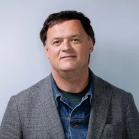 Александр Пивоваров